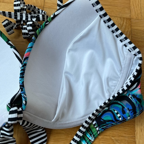 La Vie en Rose Bikini Top - Picture 5 of 6